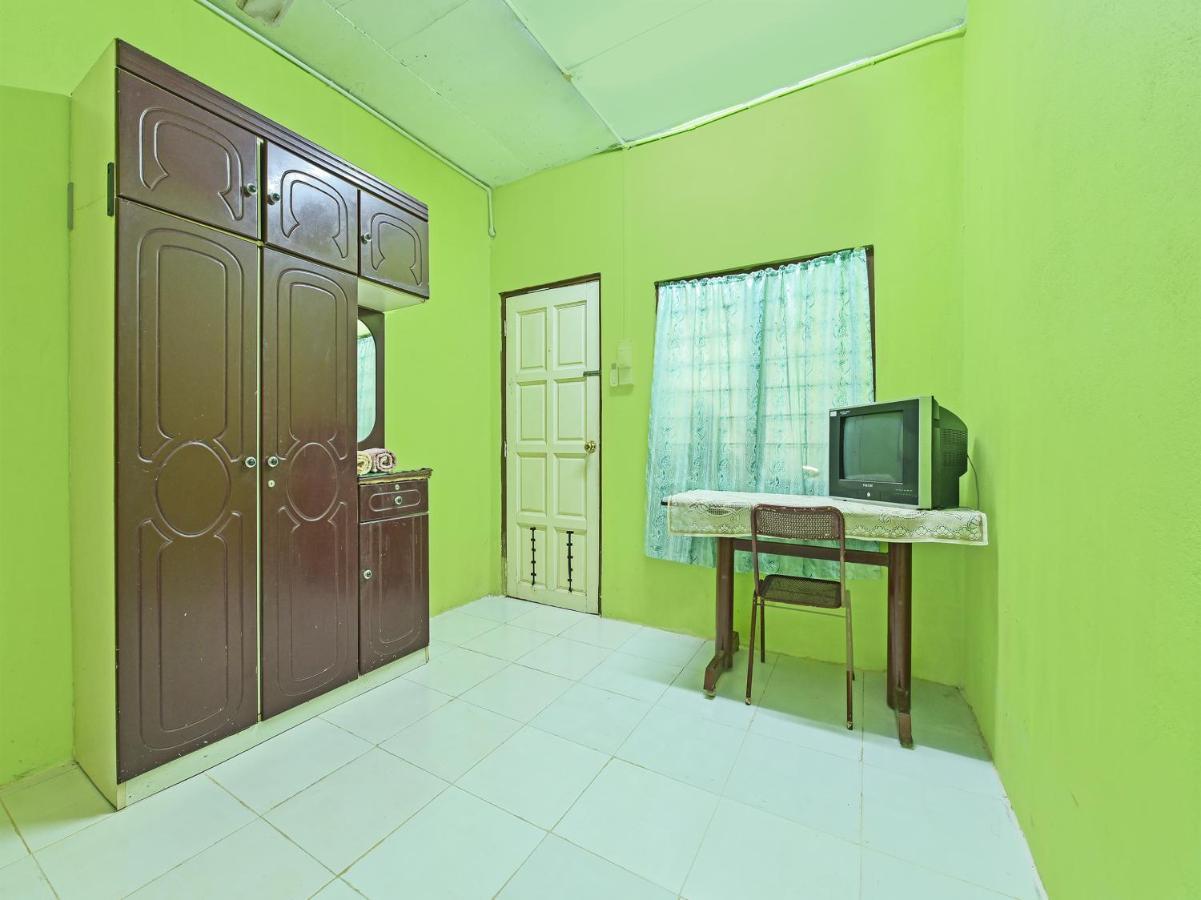 Oyo 90454 Haza Harmoni Guesthouse Kota Bharu Bagian luar foto