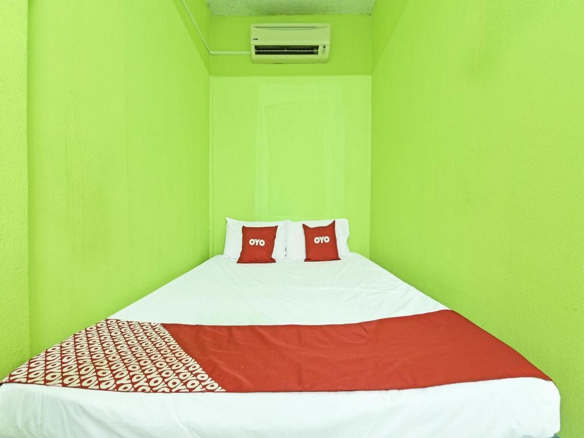 Oyo 90454 Haza Harmoni Guesthouse Kota Bharu Bagian luar foto
