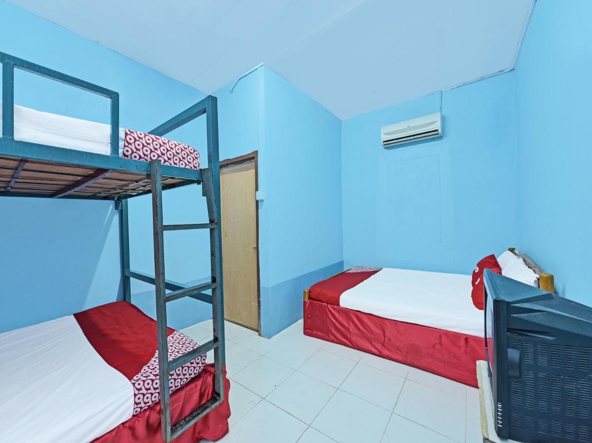 Oyo 90454 Haza Harmoni Guesthouse Kota Bharu Bagian luar foto